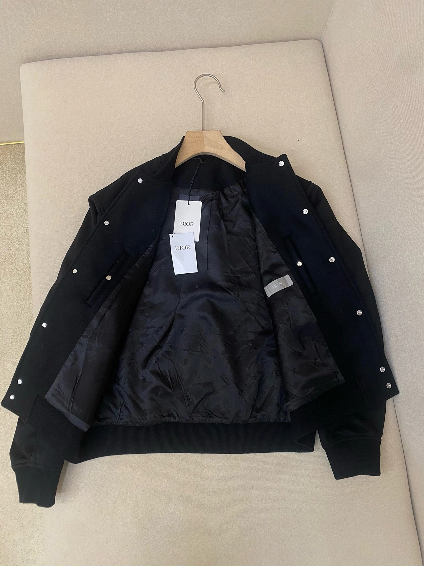 wg.luxury- 4ior item:D-F409J5223